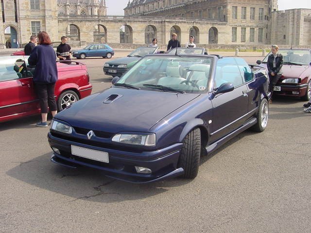  Topic Officiel Renault 19 cab